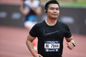 BIB: 7044
                            <button type="button" onclick="openModal(4577255)" class="btn btn-primary btn-sm float-right btn-popup" data-toggle="modal" data-target=".modal-high-quality">
                        <i class="fas fa-shopping-cart"></i> Add to Cart
                    </button>
                                            <button type="button" onclick="isThisMe(4577255, true)" class="btn btn-success btn-sm float-right btn-popup btn-isme hidden" data-toggle="tooltip" data-placement="bottom" title="นี่คือรูปของคุณใช่ไหม คลิกที่นี่เพื่อเอาเข้าอัลบั้ม">
                        <i class="fas fa-plus"></i> Add to album
                    </button>
                    <button type="button" onclick="isThisMe(4577255, false)" class="btn btn-warning btn-sm float-right btn-popup btn-isnotme hidden">
                        <i class="fas fa-ban"></i> Remove from album
                    </button>