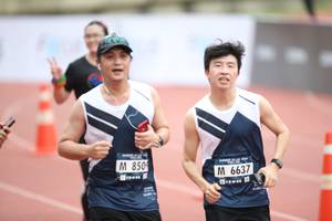 BIB: 850, 6637
                            <button type="button" onclick="openModal(4576330)" class="btn btn-primary btn-sm float-right btn-popup" data-toggle="modal" data-target=".modal-high-quality">
                        <i class="fas fa-shopping-cart"></i> Add to Cart
                    </button>
                                            <button type="button" onclick="isThisMe(4576330, true)" class="btn btn-success btn-sm float-right btn-popup btn-isme hidden" data-toggle="tooltip" data-placement="bottom" title="นี่คือรูปของคุณใช่ไหม คลิกที่นี่เพื่อเอาเข้าอัลบั้ม">
                        <i class="fas fa-plus"></i> Add to album
                    </button>
                    <button type="button" onclick="isThisMe(4576330, false)" class="btn btn-warning btn-sm float-right btn-popup btn-isnotme hidden">
                        <i class="fas fa-ban"></i> Remove from album
                    </button>