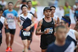 BIB: 769
                            <button type="button" onclick="openModal(4565801)" class="btn btn-primary btn-sm float-right btn-popup" data-toggle="modal" data-target=".modal-high-quality">
                        <i class="fas fa-shopping-cart"></i> Add to Cart
                    </button>
                                            <button type="button" onclick="isThisMe(4565801, true)" class="btn btn-success btn-sm float-right btn-popup btn-isme hidden" data-toggle="tooltip" data-placement="bottom" title="นี่คือรูปของคุณใช่ไหม คลิกที่นี่เพื่อเอาเข้าอัลบั้ม">
                        <i class="fas fa-plus"></i> Add to album
                    </button>
                    <button type="button" onclick="isThisMe(4565801, false)" class="btn btn-warning btn-sm float-right btn-popup btn-isnotme hidden">
                        <i class="fas fa-ban"></i> Remove from album
                    </button>