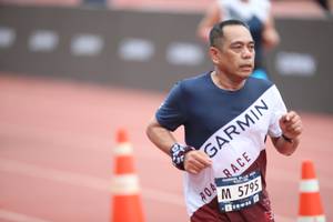 BIB: 5795
                            <button type="button" onclick="openModal(4576355)" class="btn btn-primary btn-sm float-right btn-popup" data-toggle="modal" data-target=".modal-high-quality">
                        <i class="fas fa-shopping-cart"></i> Add to Cart
                    </button>
                                            <button type="button" onclick="isThisMe(4576355, true)" class="btn btn-success btn-sm float-right btn-popup btn-isme hidden" data-toggle="tooltip" data-placement="bottom" title="นี่คือรูปของคุณใช่ไหม คลิกที่นี่เพื่อเอาเข้าอัลบั้ม">
                        <i class="fas fa-plus"></i> Add to album
                    </button>
                    <button type="button" onclick="isThisMe(4576355, false)" class="btn btn-warning btn-sm float-right btn-popup btn-isnotme hidden">
                        <i class="fas fa-ban"></i> Remove from album
                    </button>