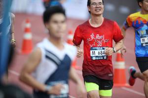 BIB: 684
                            <button type="button" onclick="openModal(4567020)" class="btn btn-primary btn-sm float-right btn-popup" data-toggle="modal" data-target=".modal-high-quality">
                        <i class="fas fa-shopping-cart"></i> Add to Cart
                    </button>
                                            <button type="button" onclick="isThisMe(4567020, true)" class="btn btn-success btn-sm float-right btn-popup btn-isme hidden" data-toggle="tooltip" data-placement="bottom" title="นี่คือรูปของคุณใช่ไหม คลิกที่นี่เพื่อเอาเข้าอัลบั้ม">
                        <i class="fas fa-plus"></i> Add to album
                    </button>
                    <button type="button" onclick="isThisMe(4567020, false)" class="btn btn-warning btn-sm float-right btn-popup btn-isnotme hidden">
                        <i class="fas fa-ban"></i> Remove from album
                    </button>