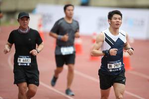 BIB: 6882, 7975
                            <button type="button" onclick="openModal(4570203)" class="btn btn-primary btn-sm float-right btn-popup" data-toggle="modal" data-target=".modal-high-quality">
                        <i class="fas fa-shopping-cart"></i> Add to Cart
                    </button>
                                            <button type="button" onclick="isThisMe(4570203, true)" class="btn btn-success btn-sm float-right btn-popup btn-isme hidden" data-toggle="tooltip" data-placement="bottom" title="นี่คือรูปของคุณใช่ไหม คลิกที่นี่เพื่อเอาเข้าอัลบั้ม">
                        <i class="fas fa-plus"></i> Add to album
                    </button>
                    <button type="button" onclick="isThisMe(4570203, false)" class="btn btn-warning btn-sm float-right btn-popup btn-isnotme hidden">
                        <i class="fas fa-ban"></i> Remove from album
                    </button>