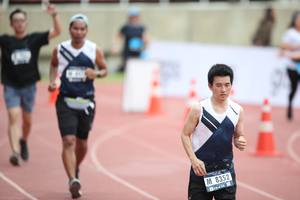 BIB: 8352
                            <button type="button" onclick="openModal(4573539)" class="btn btn-primary btn-sm float-right btn-popup" data-toggle="modal" data-target=".modal-high-quality">
                        <i class="fas fa-shopping-cart"></i> Add to Cart
                    </button>
                                            <button type="button" onclick="isThisMe(4573539, true)" class="btn btn-success btn-sm float-right btn-popup btn-isme hidden" data-toggle="tooltip" data-placement="bottom" title="นี่คือรูปของคุณใช่ไหม คลิกที่นี่เพื่อเอาเข้าอัลบั้ม">
                        <i class="fas fa-plus"></i> Add to album
                    </button>
                    <button type="button" onclick="isThisMe(4573539, false)" class="btn btn-warning btn-sm float-right btn-popup btn-isnotme hidden">
                        <i class="fas fa-ban"></i> Remove from album
                    </button>