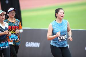 BIB: 1682, 1035
                            <button type="button" onclick="openModal(4576551)" class="btn btn-primary btn-sm float-right btn-popup" data-toggle="modal" data-target=".modal-high-quality">
                        <i class="fas fa-shopping-cart"></i> Add to Cart
                    </button>
                                            <button type="button" onclick="isThisMe(4576551, true)" class="btn btn-success btn-sm float-right btn-popup btn-isme hidden" data-toggle="tooltip" data-placement="bottom" title="นี่คือรูปของคุณใช่ไหม คลิกที่นี่เพื่อเอาเข้าอัลบั้ม">
                        <i class="fas fa-plus"></i> Add to album
                    </button>
                    <button type="button" onclick="isThisMe(4576551, false)" class="btn btn-warning btn-sm float-right btn-popup btn-isnotme hidden">
                        <i class="fas fa-ban"></i> Remove from album
                    </button>