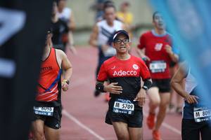 BIB: 5709, 6096, 809
                            <button type="button" onclick="openModal(4566695)" class="btn btn-primary btn-sm float-right btn-popup" data-toggle="modal" data-target=".modal-high-quality">
                        <i class="fas fa-shopping-cart"></i> Add to Cart
                    </button>
                                            <button type="button" onclick="isThisMe(4566695, true)" class="btn btn-success btn-sm float-right btn-popup btn-isme hidden" data-toggle="tooltip" data-placement="bottom" title="นี่คือรูปของคุณใช่ไหม คลิกที่นี่เพื่อเอาเข้าอัลบั้ม">
                        <i class="fas fa-plus"></i> Add to album
                    </button>
                    <button type="button" onclick="isThisMe(4566695, false)" class="btn btn-warning btn-sm float-right btn-popup btn-isnotme hidden">
                        <i class="fas fa-ban"></i> Remove from album
                    </button>