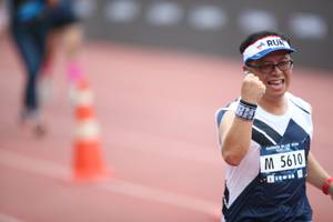 BIB: 5610
                            <button type="button" onclick="openModal(4575680)" class="btn btn-primary btn-sm float-right btn-popup" data-toggle="modal" data-target=".modal-high-quality">
                        <i class="fas fa-shopping-cart"></i> Add to Cart
                    </button>
                                            <button type="button" onclick="isThisMe(4575680, true)" class="btn btn-success btn-sm float-right btn-popup btn-isme hidden" data-toggle="tooltip" data-placement="bottom" title="นี่คือรูปของคุณใช่ไหม คลิกที่นี่เพื่อเอาเข้าอัลบั้ม">
                        <i class="fas fa-plus"></i> Add to album
                    </button>
                    <button type="button" onclick="isThisMe(4575680, false)" class="btn btn-warning btn-sm float-right btn-popup btn-isnotme hidden">
                        <i class="fas fa-ban"></i> Remove from album
                    </button>