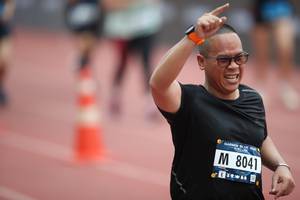 BIB: 8041
                            <button type="button" onclick="openModal(4576831)" class="btn btn-primary btn-sm float-right btn-popup" data-toggle="modal" data-target=".modal-high-quality">
                        <i class="fas fa-shopping-cart"></i> Add to Cart
                    </button>
                                            <button type="button" onclick="isThisMe(4576831, true)" class="btn btn-success btn-sm float-right btn-popup btn-isme hidden" data-toggle="tooltip" data-placement="bottom" title="นี่คือรูปของคุณใช่ไหม คลิกที่นี่เพื่อเอาเข้าอัลบั้ม">
                        <i class="fas fa-plus"></i> Add to album
                    </button>
                    <button type="button" onclick="isThisMe(4576831, false)" class="btn btn-warning btn-sm float-right btn-popup btn-isnotme hidden">
                        <i class="fas fa-ban"></i> Remove from album
                    </button>