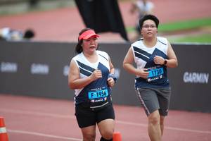 BIB: 1730, 1956
                            <button type="button" onclick="openModal(4577400)" class="btn btn-primary btn-sm float-right btn-popup" data-toggle="modal" data-target=".modal-high-quality">
                        <i class="fas fa-shopping-cart"></i> Add to Cart
                    </button>
                                            <button type="button" onclick="isThisMe(4577400, true)" class="btn btn-success btn-sm float-right btn-popup btn-isme hidden" data-toggle="tooltip" data-placement="bottom" title="นี่คือรูปของคุณใช่ไหม คลิกที่นี่เพื่อเอาเข้าอัลบั้ม">
                        <i class="fas fa-plus"></i> Add to album
                    </button>
                    <button type="button" onclick="isThisMe(4577400, false)" class="btn btn-warning btn-sm float-right btn-popup btn-isnotme hidden">
                        <i class="fas fa-ban"></i> Remove from album
                    </button>