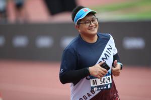 BIB: 5029
                            <button type="button" onclick="openModal(4576972)" class="btn btn-primary btn-sm float-right btn-popup" data-toggle="modal" data-target=".modal-high-quality">
                        <i class="fas fa-shopping-cart"></i> Add to Cart
                    </button>
                                            <button type="button" onclick="isThisMe(4576972, true)" class="btn btn-success btn-sm float-right btn-popup btn-isme hidden" data-toggle="tooltip" data-placement="bottom" title="นี่คือรูปของคุณใช่ไหม คลิกที่นี่เพื่อเอาเข้าอัลบั้ม">
                        <i class="fas fa-plus"></i> Add to album
                    </button>
                    <button type="button" onclick="isThisMe(4576972, false)" class="btn btn-warning btn-sm float-right btn-popup btn-isnotme hidden">
                        <i class="fas fa-ban"></i> Remove from album
                    </button>