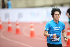 BIB: 0695
                            <button type="button" onclick="openModal(4575406)" class="btn btn-primary btn-sm float-right btn-popup" data-toggle="modal" data-target=".modal-high-quality">
                        <i class="fas fa-shopping-cart"></i> Add to Cart
                    </button>
                                            <button type="button" onclick="isThisMe(4575406, true)" class="btn btn-success btn-sm float-right btn-popup btn-isme hidden" data-toggle="tooltip" data-placement="bottom" title="นี่คือรูปของคุณใช่ไหม คลิกที่นี่เพื่อเอาเข้าอัลบั้ม">
                        <i class="fas fa-plus"></i> Add to album
                    </button>
                    <button type="button" onclick="isThisMe(4575406, false)" class="btn btn-warning btn-sm float-right btn-popup btn-isnotme hidden">
                        <i class="fas fa-ban"></i> Remove from album
                    </button>