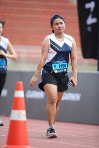 BIB: 1900
                            <button type="button" onclick="openModal(4577708)" class="btn btn-primary btn-sm float-right btn-popup" data-toggle="modal" data-target=".modal-high-quality">
                        <i class="fas fa-shopping-cart"></i> Add to Cart
                    </button>
                                            <button type="button" onclick="isThisMe(4577708, true)" class="btn btn-success btn-sm float-right btn-popup btn-isme hidden" data-toggle="tooltip" data-placement="bottom" title="นี่คือรูปของคุณใช่ไหม คลิกที่นี่เพื่อเอาเข้าอัลบั้ม">
                        <i class="fas fa-plus"></i> Add to album
                    </button>
                    <button type="button" onclick="isThisMe(4577708, false)" class="btn btn-warning btn-sm float-right btn-popup btn-isnotme hidden">
                        <i class="fas fa-ban"></i> Remove from album
                    </button>