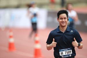 BIB: 7509
                            <button type="button" onclick="openModal(4575552)" class="btn btn-primary btn-sm float-right btn-popup" data-toggle="modal" data-target=".modal-high-quality">
                        <i class="fas fa-shopping-cart"></i> Add to Cart
                    </button>
                                            <button type="button" onclick="isThisMe(4575552, true)" class="btn btn-success btn-sm float-right btn-popup btn-isme hidden" data-toggle="tooltip" data-placement="bottom" title="นี่คือรูปของคุณใช่ไหม คลิกที่นี่เพื่อเอาเข้าอัลบั้ม">
                        <i class="fas fa-plus"></i> Add to album
                    </button>
                    <button type="button" onclick="isThisMe(4575552, false)" class="btn btn-warning btn-sm float-right btn-popup btn-isnotme hidden">
                        <i class="fas fa-ban"></i> Remove from album
                    </button>