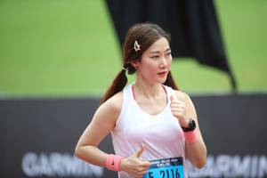 BIB: 2116
                            <button type="button" onclick="openModal(4577301)" class="btn btn-primary btn-sm float-right btn-popup" data-toggle="modal" data-target=".modal-high-quality">
                        <i class="fas fa-shopping-cart"></i> Add to Cart
                    </button>
                                            <button type="button" onclick="isThisMe(4577301, true)" class="btn btn-success btn-sm float-right btn-popup btn-isme hidden" data-toggle="tooltip" data-placement="bottom" title="นี่คือรูปของคุณใช่ไหม คลิกที่นี่เพื่อเอาเข้าอัลบั้ม">
                        <i class="fas fa-plus"></i> Add to album
                    </button>
                    <button type="button" onclick="isThisMe(4577301, false)" class="btn btn-warning btn-sm float-right btn-popup btn-isnotme hidden">
                        <i class="fas fa-ban"></i> Remove from album
                    </button>