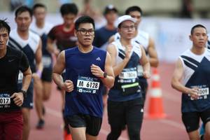 BIB: 906, 6128, 009
                            <button type="button" onclick="openModal(4567087)" class="btn btn-primary btn-sm float-right btn-popup" data-toggle="modal" data-target=".modal-high-quality">
                        <i class="fas fa-shopping-cart"></i> Add to Cart
                    </button>
                                            <button type="button" onclick="isThisMe(4567087, true)" class="btn btn-success btn-sm float-right btn-popup btn-isme hidden" data-toggle="tooltip" data-placement="bottom" title="นี่คือรูปของคุณใช่ไหม คลิกที่นี่เพื่อเอาเข้าอัลบั้ม">
                        <i class="fas fa-plus"></i> Add to album
                    </button>
                    <button type="button" onclick="isThisMe(4567087, false)" class="btn btn-warning btn-sm float-right btn-popup btn-isnotme hidden">
                        <i class="fas fa-ban"></i> Remove from album
                    </button>