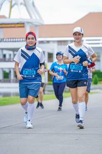 BIB: 2530, 2529
                            <button type="button" onclick="openModal(4685739)" class="btn btn-primary btn-sm float-right btn-popup" data-toggle="modal" data-target=".modal-high-quality">
                        <i class="fas fa-shopping-cart"></i> Add to Cart
                    </button>
                                            <button type="button" onclick="isThisMe(4685739, true)" class="btn btn-success btn-sm float-right btn-popup btn-isme hidden" data-toggle="tooltip" data-placement="bottom" title="นี่คือรูปของคุณใช่ไหม คลิกที่นี่เพื่อเอาเข้าอัลบั้ม">
                        <i class="fas fa-plus"></i> Add to album
                    </button>
                    <button type="button" onclick="isThisMe(4685739, false)" class="btn btn-warning btn-sm float-right btn-popup btn-isnotme hidden">
                        <i class="fas fa-ban"></i> Remove from album
                    </button>