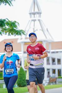 BIB: 5005
                            <button type="button" onclick="openModal(4685723)" class="btn btn-primary btn-sm float-right btn-popup" data-toggle="modal" data-target=".modal-high-quality">
                        <i class="fas fa-shopping-cart"></i> Add to Cart
                    </button>
                                            <button type="button" onclick="isThisMe(4685723, true)" class="btn btn-success btn-sm float-right btn-popup btn-isme hidden" data-toggle="tooltip" data-placement="bottom" title="นี่คือรูปของคุณใช่ไหม คลิกที่นี่เพื่อเอาเข้าอัลบั้ม">
                        <i class="fas fa-plus"></i> Add to album
                    </button>
                    <button type="button" onclick="isThisMe(4685723, false)" class="btn btn-warning btn-sm float-right btn-popup btn-isnotme hidden">
                        <i class="fas fa-ban"></i> Remove from album
                    </button>