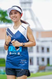 BIB: 2011
                            <button type="button" onclick="openModal(4685902)" class="btn btn-primary btn-sm float-right btn-popup" data-toggle="modal" data-target=".modal-high-quality">
                        <i class="fas fa-shopping-cart"></i> Add to Cart
                    </button>
                                            <button type="button" onclick="isThisMe(4685902, true)" class="btn btn-success btn-sm float-right btn-popup btn-isme hidden" data-toggle="tooltip" data-placement="bottom" title="นี่คือรูปของคุณใช่ไหม คลิกที่นี่เพื่อเอาเข้าอัลบั้ม">
                        <i class="fas fa-plus"></i> Add to album
                    </button>
                    <button type="button" onclick="isThisMe(4685902, false)" class="btn btn-warning btn-sm float-right btn-popup btn-isnotme hidden">
                        <i class="fas fa-ban"></i> Remove from album
                    </button>