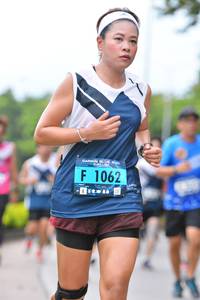 BIB: 1062
                            <button type="button" onclick="openModal(4699737)" class="btn btn-primary btn-sm float-right btn-popup" data-toggle="modal" data-target=".modal-high-quality">
                        <i class="fas fa-shopping-cart"></i> Add to Cart
                    </button>
                                            <button type="button" onclick="isThisMe(4699737, true)" class="btn btn-success btn-sm float-right btn-popup btn-isme hidden" data-toggle="tooltip" data-placement="bottom" title="นี่คือรูปของคุณใช่ไหม คลิกที่นี่เพื่อเอาเข้าอัลบั้ม">
                        <i class="fas fa-plus"></i> Add to album
                    </button>
                    <button type="button" onclick="isThisMe(4699737, false)" class="btn btn-warning btn-sm float-right btn-popup btn-isnotme hidden">
                        <i class="fas fa-ban"></i> Remove from album
                    </button>