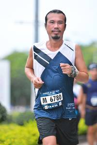 BIB: 6780
                            <button type="button" onclick="openModal(4699698)" class="btn btn-primary btn-sm float-right btn-popup" data-toggle="modal" data-target=".modal-high-quality">
                        <i class="fas fa-shopping-cart"></i> Add to Cart
                    </button>
                                            <button type="button" onclick="isThisMe(4699698, true)" class="btn btn-success btn-sm float-right btn-popup btn-isme hidden" data-toggle="tooltip" data-placement="bottom" title="นี่คือรูปของคุณใช่ไหม คลิกที่นี่เพื่อเอาเข้าอัลบั้ม">
                        <i class="fas fa-plus"></i> Add to album
                    </button>
                    <button type="button" onclick="isThisMe(4699698, false)" class="btn btn-warning btn-sm float-right btn-popup btn-isnotme hidden">
                        <i class="fas fa-ban"></i> Remove from album
                    </button>