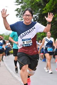 BIB: 5249
                            <button type="button" onclick="openModal(4700580)" class="btn btn-primary btn-sm float-right btn-popup" data-toggle="modal" data-target=".modal-high-quality">
                        <i class="fas fa-shopping-cart"></i> Add to Cart
                    </button>
                                            <button type="button" onclick="isThisMe(4700580, true)" class="btn btn-success btn-sm float-right btn-popup btn-isme hidden" data-toggle="tooltip" data-placement="bottom" title="นี่คือรูปของคุณใช่ไหม คลิกที่นี่เพื่อเอาเข้าอัลบั้ม">
                        <i class="fas fa-plus"></i> Add to album
                    </button>
                    <button type="button" onclick="isThisMe(4700580, false)" class="btn btn-warning btn-sm float-right btn-popup btn-isnotme hidden">
                        <i class="fas fa-ban"></i> Remove from album
                    </button>