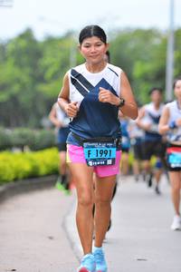 BIB: 1991
                            <button type="button" onclick="openModal(4699512)" class="btn btn-primary btn-sm float-right btn-popup" data-toggle="modal" data-target=".modal-high-quality">
                        <i class="fas fa-shopping-cart"></i> Add to Cart
                    </button>
                                            <button type="button" onclick="isThisMe(4699512, true)" class="btn btn-success btn-sm float-right btn-popup btn-isme hidden" data-toggle="tooltip" data-placement="bottom" title="นี่คือรูปของคุณใช่ไหม คลิกที่นี่เพื่อเอาเข้าอัลบั้ม">
                        <i class="fas fa-plus"></i> Add to album
                    </button>
                    <button type="button" onclick="isThisMe(4699512, false)" class="btn btn-warning btn-sm float-right btn-popup btn-isnotme hidden">
                        <i class="fas fa-ban"></i> Remove from album
                    </button>