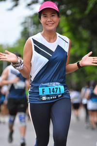 BIB: 1471
                            <button type="button" onclick="openModal(4700365)" class="btn btn-primary btn-sm float-right btn-popup" data-toggle="modal" data-target=".modal-high-quality">
                        <i class="fas fa-shopping-cart"></i> Add to Cart
                    </button>
                                            <button type="button" onclick="isThisMe(4700365, true)" class="btn btn-success btn-sm float-right btn-popup btn-isme hidden" data-toggle="tooltip" data-placement="bottom" title="นี่คือรูปของคุณใช่ไหม คลิกที่นี่เพื่อเอาเข้าอัลบั้ม">
                        <i class="fas fa-plus"></i> Add to album
                    </button>
                    <button type="button" onclick="isThisMe(4700365, false)" class="btn btn-warning btn-sm float-right btn-popup btn-isnotme hidden">
                        <i class="fas fa-ban"></i> Remove from album
                    </button>