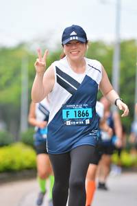 BIB: 1866
                            <button type="button" onclick="openModal(4701367)" class="btn btn-primary btn-sm float-right btn-popup" data-toggle="modal" data-target=".modal-high-quality">
                        <i class="fas fa-shopping-cart"></i> Add to Cart
                    </button>
                                            <button type="button" onclick="isThisMe(4701367, true)" class="btn btn-success btn-sm float-right btn-popup btn-isme hidden" data-toggle="tooltip" data-placement="bottom" title="นี่คือรูปของคุณใช่ไหม คลิกที่นี่เพื่อเอาเข้าอัลบั้ม">
                        <i class="fas fa-plus"></i> Add to album
                    </button>
                    <button type="button" onclick="isThisMe(4701367, false)" class="btn btn-warning btn-sm float-right btn-popup btn-isnotme hidden">
                        <i class="fas fa-ban"></i> Remove from album
                    </button>