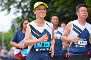 BIB: 6896, 1016
                            <button type="button" onclick="openModal(4684731)" class="btn btn-primary btn-sm float-right btn-popup" data-toggle="modal" data-target=".modal-high-quality">
                        <i class="fas fa-shopping-cart"></i> Add to Cart
                    </button>
                                            <button type="button" onclick="isThisMe(4684731, true)" class="btn btn-success btn-sm float-right btn-popup btn-isme hidden" data-toggle="tooltip" data-placement="bottom" title="นี่คือรูปของคุณใช่ไหม คลิกที่นี่เพื่อเอาเข้าอัลบั้ม">
                        <i class="fas fa-plus"></i> Add to album
                    </button>
                    <button type="button" onclick="isThisMe(4684731, false)" class="btn btn-warning btn-sm float-right btn-popup btn-isnotme hidden">
                        <i class="fas fa-ban"></i> Remove from album
                    </button>