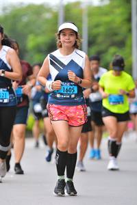 BIB: 1605, 521
                            <button type="button" onclick="openModal(4700915)" class="btn btn-primary btn-sm float-right btn-popup" data-toggle="modal" data-target=".modal-high-quality">
                        <i class="fas fa-shopping-cart"></i> Add to Cart
                    </button>
                                            <button type="button" onclick="isThisMe(4700915, true)" class="btn btn-success btn-sm float-right btn-popup btn-isme hidden" data-toggle="tooltip" data-placement="bottom" title="นี่คือรูปของคุณใช่ไหม คลิกที่นี่เพื่อเอาเข้าอัลบั้ม">
                        <i class="fas fa-plus"></i> Add to album
                    </button>
                    <button type="button" onclick="isThisMe(4700915, false)" class="btn btn-warning btn-sm float-right btn-popup btn-isnotme hidden">
                        <i class="fas fa-ban"></i> Remove from album
                    </button>