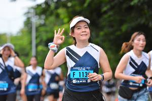 BIB: 113
                            <button type="button" onclick="openModal(4683723)" class="btn btn-primary btn-sm float-right btn-popup" data-toggle="modal" data-target=".modal-high-quality">
                        <i class="fas fa-shopping-cart"></i> Add to Cart
                    </button>
                                            <button type="button" onclick="isThisMe(4683723, true)" class="btn btn-success btn-sm float-right btn-popup btn-isme hidden" data-toggle="tooltip" data-placement="bottom" title="นี่คือรูปของคุณใช่ไหม คลิกที่นี่เพื่อเอาเข้าอัลบั้ม">
                        <i class="fas fa-plus"></i> Add to album
                    </button>
                    <button type="button" onclick="isThisMe(4683723, false)" class="btn btn-warning btn-sm float-right btn-popup btn-isnotme hidden">
                        <i class="fas fa-ban"></i> Remove from album
                    </button>