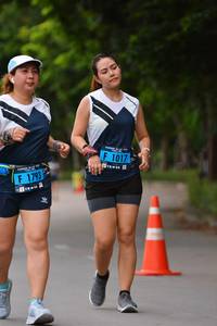 BIB: 1017, 1793
                            <button type="button" onclick="openModal(4701686)" class="btn btn-primary btn-sm float-right btn-popup" data-toggle="modal" data-target=".modal-high-quality">
                        <i class="fas fa-shopping-cart"></i> Add to Cart
                    </button>
                                            <button type="button" onclick="isThisMe(4701686, true)" class="btn btn-success btn-sm float-right btn-popup btn-isme hidden" data-toggle="tooltip" data-placement="bottom" title="นี่คือรูปของคุณใช่ไหม คลิกที่นี่เพื่อเอาเข้าอัลบั้ม">
                        <i class="fas fa-plus"></i> Add to album
                    </button>
                    <button type="button" onclick="isThisMe(4701686, false)" class="btn btn-warning btn-sm float-right btn-popup btn-isnotme hidden">
                        <i class="fas fa-ban"></i> Remove from album
                    </button>