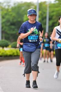 BIB: 1970
                            <button type="button" onclick="openModal(4701559)" class="btn btn-primary btn-sm float-right btn-popup" data-toggle="modal" data-target=".modal-high-quality">
                        <i class="fas fa-shopping-cart"></i> Add to Cart
                    </button>
                                            <button type="button" onclick="isThisMe(4701559, true)" class="btn btn-success btn-sm float-right btn-popup btn-isme hidden" data-toggle="tooltip" data-placement="bottom" title="นี่คือรูปของคุณใช่ไหม คลิกที่นี่เพื่อเอาเข้าอัลบั้ม">
                        <i class="fas fa-plus"></i> Add to album
                    </button>
                    <button type="button" onclick="isThisMe(4701559, false)" class="btn btn-warning btn-sm float-right btn-popup btn-isnotme hidden">
                        <i class="fas fa-ban"></i> Remove from album
                    </button>