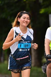 BIB: 1891
                            <button type="button" onclick="openModal(4701972)" class="btn btn-primary btn-sm float-right btn-popup" data-toggle="modal" data-target=".modal-high-quality">
                        <i class="fas fa-shopping-cart"></i> Add to Cart
                    </button>
                                            <button type="button" onclick="isThisMe(4701972, true)" class="btn btn-success btn-sm float-right btn-popup btn-isme hidden" data-toggle="tooltip" data-placement="bottom" title="นี่คือรูปของคุณใช่ไหม คลิกที่นี่เพื่อเอาเข้าอัลบั้ม">
                        <i class="fas fa-plus"></i> Add to album
                    </button>
                    <button type="button" onclick="isThisMe(4701972, false)" class="btn btn-warning btn-sm float-right btn-popup btn-isnotme hidden">
                        <i class="fas fa-ban"></i> Remove from album
                    </button>