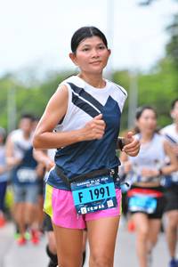 BIB: 1991
                            <button type="button" onclick="openModal(4699517)" class="btn btn-primary btn-sm float-right btn-popup" data-toggle="modal" data-target=".modal-high-quality">
                        <i class="fas fa-shopping-cart"></i> Add to Cart
                    </button>
                                            <button type="button" onclick="isThisMe(4699517, true)" class="btn btn-success btn-sm float-right btn-popup btn-isme hidden" data-toggle="tooltip" data-placement="bottom" title="นี่คือรูปของคุณใช่ไหม คลิกที่นี่เพื่อเอาเข้าอัลบั้ม">
                        <i class="fas fa-plus"></i> Add to album
                    </button>
                    <button type="button" onclick="isThisMe(4699517, false)" class="btn btn-warning btn-sm float-right btn-popup btn-isnotme hidden">
                        <i class="fas fa-ban"></i> Remove from album
                    </button>