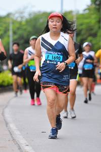 BIB: 1690
                            <button type="button" onclick="openModal(4700303)" class="btn btn-primary btn-sm float-right btn-popup" data-toggle="modal" data-target=".modal-high-quality">
                        <i class="fas fa-shopping-cart"></i> Add to Cart
                    </button>
                                            <button type="button" onclick="isThisMe(4700303, true)" class="btn btn-success btn-sm float-right btn-popup btn-isme hidden" data-toggle="tooltip" data-placement="bottom" title="นี่คือรูปของคุณใช่ไหม คลิกที่นี่เพื่อเอาเข้าอัลบั้ม">
                        <i class="fas fa-plus"></i> Add to album
                    </button>
                    <button type="button" onclick="isThisMe(4700303, false)" class="btn btn-warning btn-sm float-right btn-popup btn-isnotme hidden">
                        <i class="fas fa-ban"></i> Remove from album
                    </button>