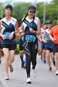 BIB: 2147
                            <button type="button" onclick="openModal(4700159)" class="btn btn-primary btn-sm float-right btn-popup" data-toggle="modal" data-target=".modal-high-quality">
                        <i class="fas fa-shopping-cart"></i> Add to Cart
                    </button>
                                            <button type="button" onclick="isThisMe(4700159, true)" class="btn btn-success btn-sm float-right btn-popup btn-isme hidden" data-toggle="tooltip" data-placement="bottom" title="นี่คือรูปของคุณใช่ไหม คลิกที่นี่เพื่อเอาเข้าอัลบั้ม">
                        <i class="fas fa-plus"></i> Add to album
                    </button>
                    <button type="button" onclick="isThisMe(4700159, false)" class="btn btn-warning btn-sm float-right btn-popup btn-isnotme hidden">
                        <i class="fas fa-ban"></i> Remove from album
                    </button>