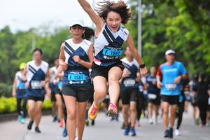 BIB: 1841, 1581
                            <button type="button" onclick="openModal(4683582)" class="btn btn-primary btn-sm float-right btn-popup" data-toggle="modal" data-target=".modal-high-quality">
                        <i class="fas fa-shopping-cart"></i> Add to Cart
                    </button>
                                            <button type="button" onclick="isThisMe(4683582, true)" class="btn btn-success btn-sm float-right btn-popup btn-isme hidden" data-toggle="tooltip" data-placement="bottom" title="นี่คือรูปของคุณใช่ไหม คลิกที่นี่เพื่อเอาเข้าอัลบั้ม">
                        <i class="fas fa-plus"></i> Add to album
                    </button>
                    <button type="button" onclick="isThisMe(4683582, false)" class="btn btn-warning btn-sm float-right btn-popup btn-isnotme hidden">
                        <i class="fas fa-ban"></i> Remove from album
                    </button>