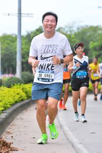 BIB: 5981, 2330
                            <button type="button" onclick="openModal(4699439)" class="btn btn-primary btn-sm float-right btn-popup" data-toggle="modal" data-target=".modal-high-quality">
                        <i class="fas fa-shopping-cart"></i> Add to Cart
                    </button>
                                            <button type="button" onclick="isThisMe(4699439, true)" class="btn btn-success btn-sm float-right btn-popup btn-isme hidden" data-toggle="tooltip" data-placement="bottom" title="นี่คือรูปของคุณใช่ไหม คลิกที่นี่เพื่อเอาเข้าอัลบั้ม">
                        <i class="fas fa-plus"></i> Add to album
                    </button>
                    <button type="button" onclick="isThisMe(4699439, false)" class="btn btn-warning btn-sm float-right btn-popup btn-isnotme hidden">
                        <i class="fas fa-ban"></i> Remove from album
                    </button>