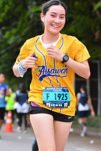 BIB: 1925
                            <button type="button" onclick="openModal(4699725)" class="btn btn-primary btn-sm float-right btn-popup" data-toggle="modal" data-target=".modal-high-quality">
                        <i class="fas fa-shopping-cart"></i> Add to Cart
                    </button>
                                            <button type="button" onclick="isThisMe(4699725, true)" class="btn btn-success btn-sm float-right btn-popup btn-isme hidden" data-toggle="tooltip" data-placement="bottom" title="นี่คือรูปของคุณใช่ไหม คลิกที่นี่เพื่อเอาเข้าอัลบั้ม">
                        <i class="fas fa-plus"></i> Add to album
                    </button>
                    <button type="button" onclick="isThisMe(4699725, false)" class="btn btn-warning btn-sm float-right btn-popup btn-isnotme hidden">
                        <i class="fas fa-ban"></i> Remove from album
                    </button>