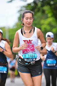 BIB: 1484, 1532
                            <button type="button" onclick="openModal(4700633)" class="btn btn-primary btn-sm float-right btn-popup" data-toggle="modal" data-target=".modal-high-quality">
                        <i class="fas fa-shopping-cart"></i> Add to Cart
                    </button>
                                            <button type="button" onclick="isThisMe(4700633, true)" class="btn btn-success btn-sm float-right btn-popup btn-isme hidden" data-toggle="tooltip" data-placement="bottom" title="นี่คือรูปของคุณใช่ไหม คลิกที่นี่เพื่อเอาเข้าอัลบั้ม">
                        <i class="fas fa-plus"></i> Add to album
                    </button>
                    <button type="button" onclick="isThisMe(4700633, false)" class="btn btn-warning btn-sm float-right btn-popup btn-isnotme hidden">
                        <i class="fas fa-ban"></i> Remove from album
                    </button>