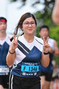 BIB: 100, 1346
                            <button type="button" onclick="openModal(4700275)" class="btn btn-primary btn-sm float-right btn-popup" data-toggle="modal" data-target=".modal-high-quality">
                        <i class="fas fa-shopping-cart"></i> Add to Cart
                    </button>
                                            <button type="button" onclick="isThisMe(4700275, true)" class="btn btn-success btn-sm float-right btn-popup btn-isme hidden" data-toggle="tooltip" data-placement="bottom" title="นี่คือรูปของคุณใช่ไหม คลิกที่นี่เพื่อเอาเข้าอัลบั้ม">
                        <i class="fas fa-plus"></i> Add to album
                    </button>
                    <button type="button" onclick="isThisMe(4700275, false)" class="btn btn-warning btn-sm float-right btn-popup btn-isnotme hidden">
                        <i class="fas fa-ban"></i> Remove from album
                    </button>