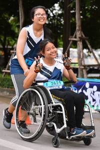 BIB: 2624
                            <button type="button" onclick="openModal(4702294)" class="btn btn-primary btn-sm float-right btn-popup" data-toggle="modal" data-target=".modal-high-quality">
                        <i class="fas fa-shopping-cart"></i> Add to Cart
                    </button>
                                            <button type="button" onclick="isThisMe(4702294, true)" class="btn btn-success btn-sm float-right btn-popup btn-isme hidden" data-toggle="tooltip" data-placement="bottom" title="นี่คือรูปของคุณใช่ไหม คลิกที่นี่เพื่อเอาเข้าอัลบั้ม">
                        <i class="fas fa-plus"></i> Add to album
                    </button>
                    <button type="button" onclick="isThisMe(4702294, false)" class="btn btn-warning btn-sm float-right btn-popup btn-isnotme hidden">
                        <i class="fas fa-ban"></i> Remove from album
                    </button>