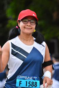 BIB: 1588
                            <button type="button" onclick="openModal(4700394)" class="btn btn-primary btn-sm float-right btn-popup" data-toggle="modal" data-target=".modal-high-quality">
                        <i class="fas fa-shopping-cart"></i> Add to Cart
                    </button>
                                            <button type="button" onclick="isThisMe(4700394, true)" class="btn btn-success btn-sm float-right btn-popup btn-isme hidden" data-toggle="tooltip" data-placement="bottom" title="นี่คือรูปของคุณใช่ไหม คลิกที่นี่เพื่อเอาเข้าอัลบั้ม">
                        <i class="fas fa-plus"></i> Add to album
                    </button>
                    <button type="button" onclick="isThisMe(4700394, false)" class="btn btn-warning btn-sm float-right btn-popup btn-isnotme hidden">
                        <i class="fas fa-ban"></i> Remove from album
                    </button>