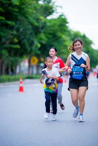 BIB: 2151
                            <button type="button" onclick="openModal(4684738)" class="btn btn-primary btn-sm float-right btn-popup" data-toggle="modal" data-target=".modal-high-quality">
                        <i class="fas fa-shopping-cart"></i> Add to Cart
                    </button>
                                            <button type="button" onclick="isThisMe(4684738, true)" class="btn btn-success btn-sm float-right btn-popup btn-isme hidden" data-toggle="tooltip" data-placement="bottom" title="นี่คือรูปของคุณใช่ไหม คลิกที่นี่เพื่อเอาเข้าอัลบั้ม">
                        <i class="fas fa-plus"></i> Add to album
                    </button>
                    <button type="button" onclick="isThisMe(4684738, false)" class="btn btn-warning btn-sm float-right btn-popup btn-isnotme hidden">
                        <i class="fas fa-ban"></i> Remove from album
                    </button>