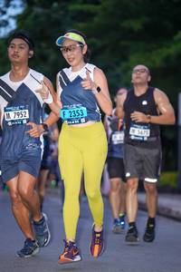 BIB: 7952, 2353, 5675
                            <button type="button" onclick="openModal(4652024)" class="btn btn-primary btn-sm float-right btn-popup" data-toggle="modal" data-target=".modal-high-quality">
                        <i class="fas fa-shopping-cart"></i> Add to Cart
                    </button>
                                            <button type="button" onclick="isThisMe(4652024, true)" class="btn btn-success btn-sm float-right btn-popup btn-isme hidden" data-toggle="tooltip" data-placement="bottom" title="นี่คือรูปของคุณใช่ไหม คลิกที่นี่เพื่อเอาเข้าอัลบั้ม">
                        <i class="fas fa-plus"></i> Add to album
                    </button>
                    <button type="button" onclick="isThisMe(4652024, false)" class="btn btn-warning btn-sm float-right btn-popup btn-isnotme hidden">
                        <i class="fas fa-ban"></i> Remove from album
                    </button>