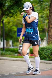 BIB: 2530
                            <button type="button" onclick="openModal(4680908)" class="btn btn-primary btn-sm float-right btn-popup" data-toggle="modal" data-target=".modal-high-quality">
                        <i class="fas fa-shopping-cart"></i> Add to Cart
                    </button>
                                            <button type="button" onclick="isThisMe(4680908, true)" class="btn btn-success btn-sm float-right btn-popup btn-isme hidden" data-toggle="tooltip" data-placement="bottom" title="นี่คือรูปของคุณใช่ไหม คลิกที่นี่เพื่อเอาเข้าอัลบั้ม">
                        <i class="fas fa-plus"></i> Add to album
                    </button>
                    <button type="button" onclick="isThisMe(4680908, false)" class="btn btn-warning btn-sm float-right btn-popup btn-isnotme hidden">
                        <i class="fas fa-ban"></i> Remove from album
                    </button>