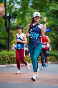 BIB: 1386
                            <button type="button" onclick="openModal(4671166)" class="btn btn-primary btn-sm float-right btn-popup" data-toggle="modal" data-target=".modal-high-quality">
                        <i class="fas fa-shopping-cart"></i> Add to Cart
                    </button>
                                            <button type="button" onclick="isThisMe(4671166, true)" class="btn btn-success btn-sm float-right btn-popup btn-isme hidden" data-toggle="tooltip" data-placement="bottom" title="นี่คือรูปของคุณใช่ไหม คลิกที่นี่เพื่อเอาเข้าอัลบั้ม">
                        <i class="fas fa-plus"></i> Add to album
                    </button>
                    <button type="button" onclick="isThisMe(4671166, false)" class="btn btn-warning btn-sm float-right btn-popup btn-isnotme hidden">
                        <i class="fas fa-ban"></i> Remove from album
                    </button>