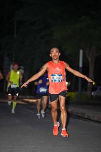 BIB: 625
                            <button type="button" onclick="openModal(4649659)" class="btn btn-primary btn-sm float-right btn-popup" data-toggle="modal" data-target=".modal-high-quality">
                        <i class="fas fa-shopping-cart"></i> Add to Cart
                    </button>
                                            <button type="button" onclick="isThisMe(4649659, true)" class="btn btn-success btn-sm float-right btn-popup btn-isme hidden" data-toggle="tooltip" data-placement="bottom" title="นี่คือรูปของคุณใช่ไหม คลิกที่นี่เพื่อเอาเข้าอัลบั้ม">
                        <i class="fas fa-plus"></i> Add to album
                    </button>
                    <button type="button" onclick="isThisMe(4649659, false)" class="btn btn-warning btn-sm float-right btn-popup btn-isnotme hidden">
                        <i class="fas fa-ban"></i> Remove from album
                    </button>