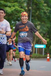 BIB: 7505, 690
                            <button type="button" onclick="openModal(4660237)" class="btn btn-primary btn-sm float-right btn-popup" data-toggle="modal" data-target=".modal-high-quality">
                        <i class="fas fa-shopping-cart"></i> Add to Cart
                    </button>
                                            <button type="button" onclick="isThisMe(4660237, true)" class="btn btn-success btn-sm float-right btn-popup btn-isme hidden" data-toggle="tooltip" data-placement="bottom" title="นี่คือรูปของคุณใช่ไหม คลิกที่นี่เพื่อเอาเข้าอัลบั้ม">
                        <i class="fas fa-plus"></i> Add to album
                    </button>
                    <button type="button" onclick="isThisMe(4660237, false)" class="btn btn-warning btn-sm float-right btn-popup btn-isnotme hidden">
                        <i class="fas fa-ban"></i> Remove from album
                    </button>