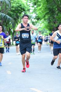 BIB: 7288, 373
                            <button type="button" onclick="openModal(4638761)" class="btn btn-primary btn-sm float-right btn-popup" data-toggle="modal" data-target=".modal-high-quality">
                        <i class="fas fa-shopping-cart"></i> Add to Cart
                    </button>
                                            <button type="button" onclick="isThisMe(4638761, true)" class="btn btn-success btn-sm float-right btn-popup btn-isme hidden" data-toggle="tooltip" data-placement="bottom" title="นี่คือรูปของคุณใช่ไหม คลิกที่นี่เพื่อเอาเข้าอัลบั้ม">
                        <i class="fas fa-plus"></i> Add to album
                    </button>
                    <button type="button" onclick="isThisMe(4638761, false)" class="btn btn-warning btn-sm float-right btn-popup btn-isnotme hidden">
                        <i class="fas fa-ban"></i> Remove from album
                    </button>